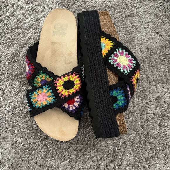 Nordstrom Black Crochet Platform Sandals - Picture 1 of 5